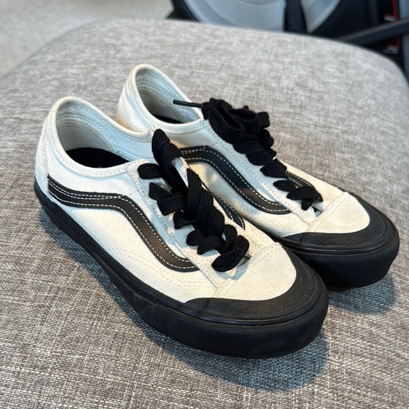 Vans Classic Black and White Canvas Sneakers - Picture 1 of 9